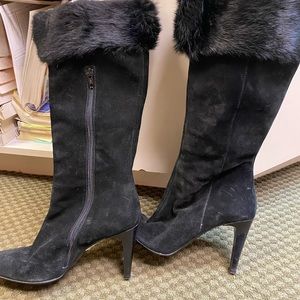 Black leather boots size 7.5